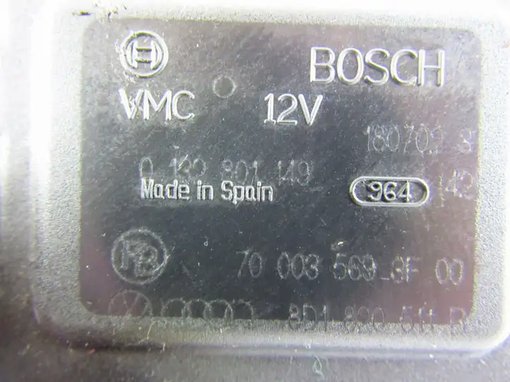 Volkswagen PASSAT B5.5 (2001 - 2005) Двигатель задвижки потока воздуха — фото 4