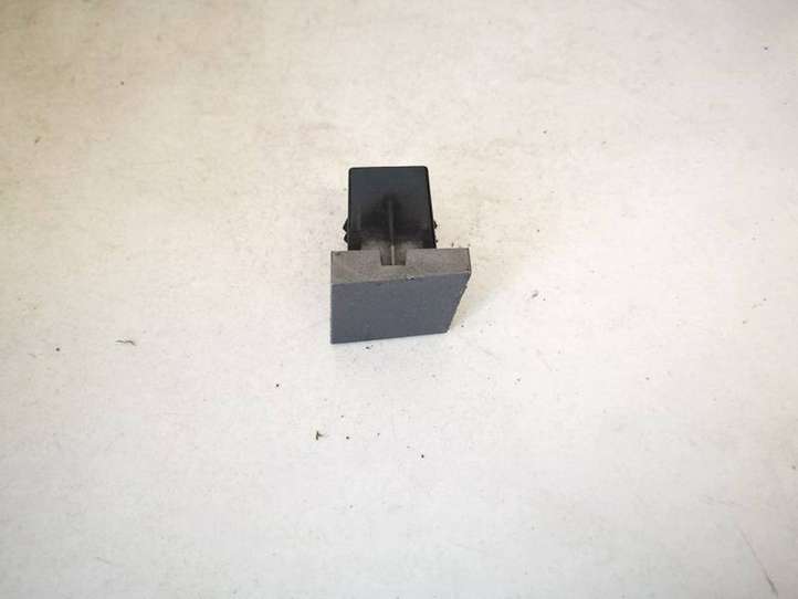 Opel Vectra (2002 - 2005)  09185911 Другая деталь салона