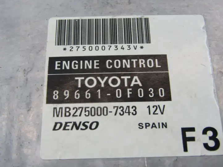 Toyota Corolla Verso AR10 (2004 - 2009) Блок управления двигателем (ЭБУ) — фото 2