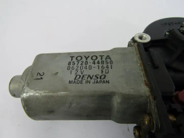 Toyota Avensis Verso (2001 - 2004) Стеклоподъемник задней двери — фото 3