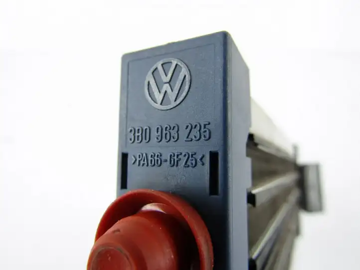 Volkswagen PASSAT B5.5 (2001 - 2005) Электрический отопитель салона — фото 5