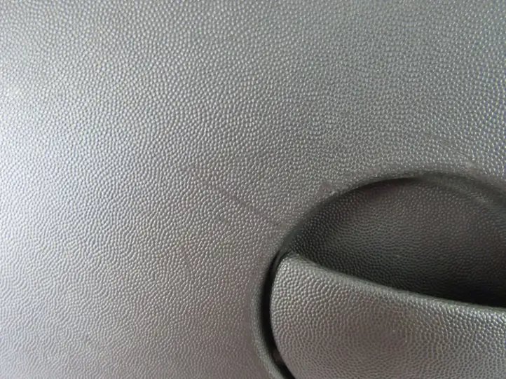 Opel Corsa C (2000 - 2003) Вещевой ящик — фото 3