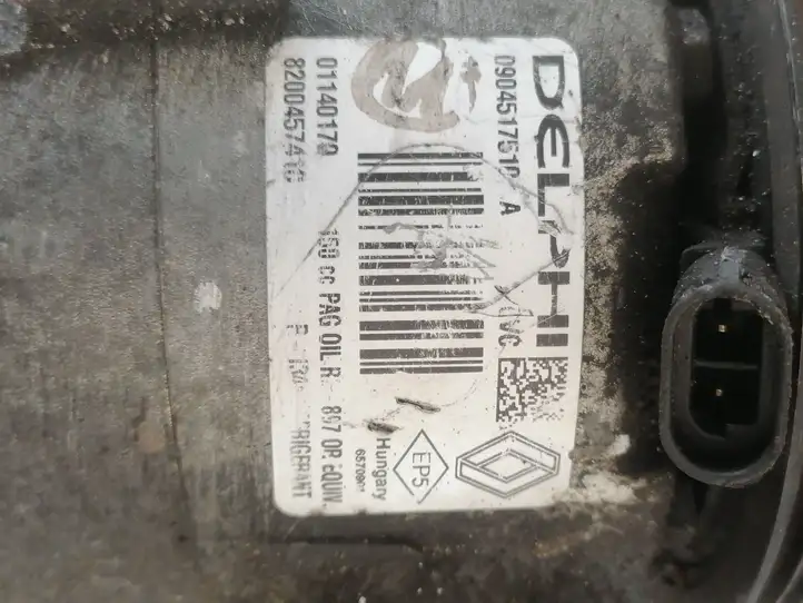 Renault Megane II (2002 - 2005) 8200457410 Компрессор (насос) кондиционера воздуха — фото 1