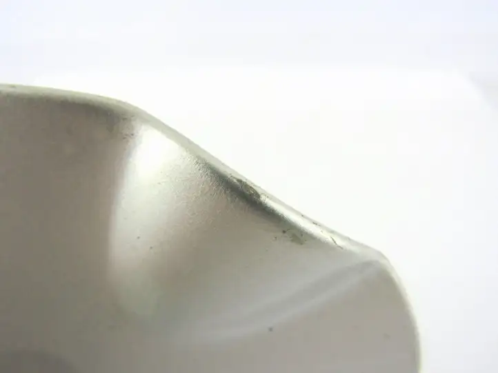 Jeep Grand Cherokee (WK) (2004 - 2010) Крышка топливного бака — фото 5