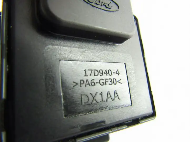 Ford Kuga I (2008 - 2012) Включатель фонарей — фото 4