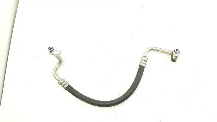 Kia Sorento (2002 - 2006) T300931681B Трубки и шланги кондиционера — фото 1