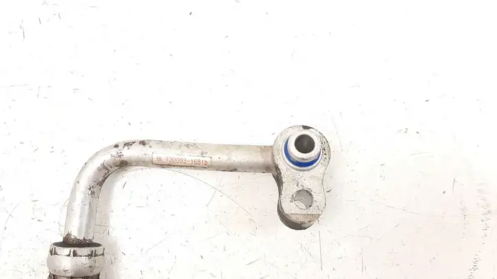 Kia Sorento (2002 - 2006) T300931681B Трубки и шланги кондиционера — фото 4