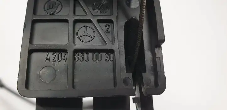 Mercedes-Benz E W212 (2009 - 2016) A2048800020 Ручка открытия капота — фото 7