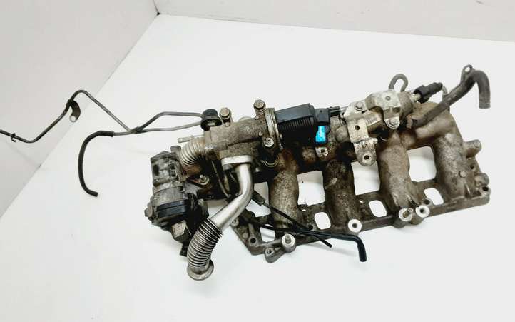 Opel Vectra (2005 - 2009)  55192747 Впускной коллектор