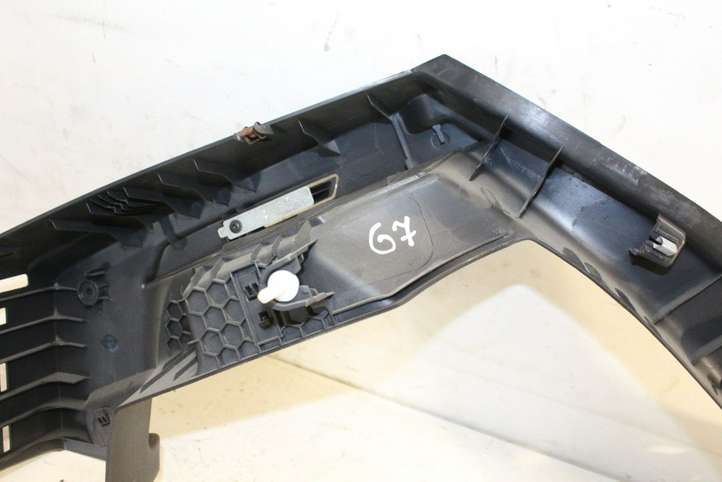 Volkswagen Golf VII (2013 - 2019)  5G6867761E Другая деталь отделки багажника