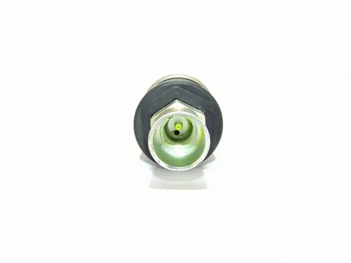Volkswagen Sharan (2000 - 2003) Датчик давления масла двигателя — фото 2