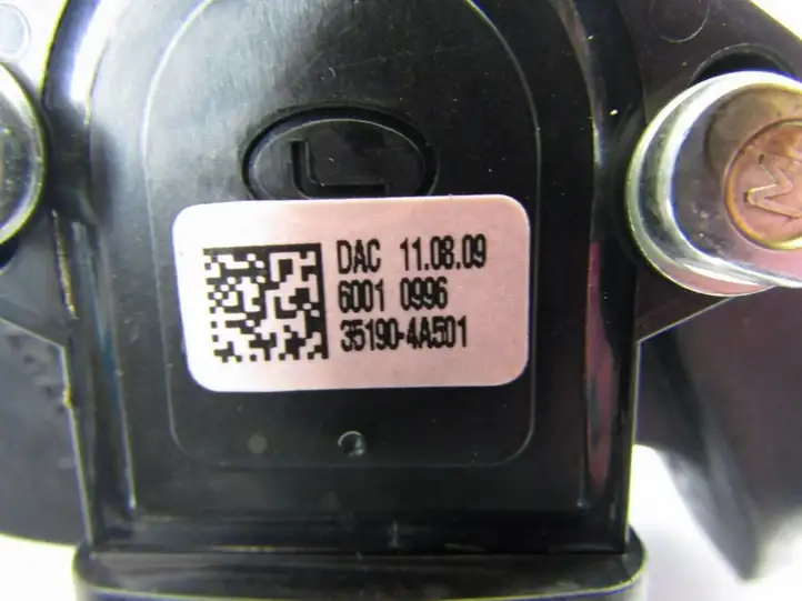Kia Venga (2010 - 2014) Педаль акселератора — фото 2