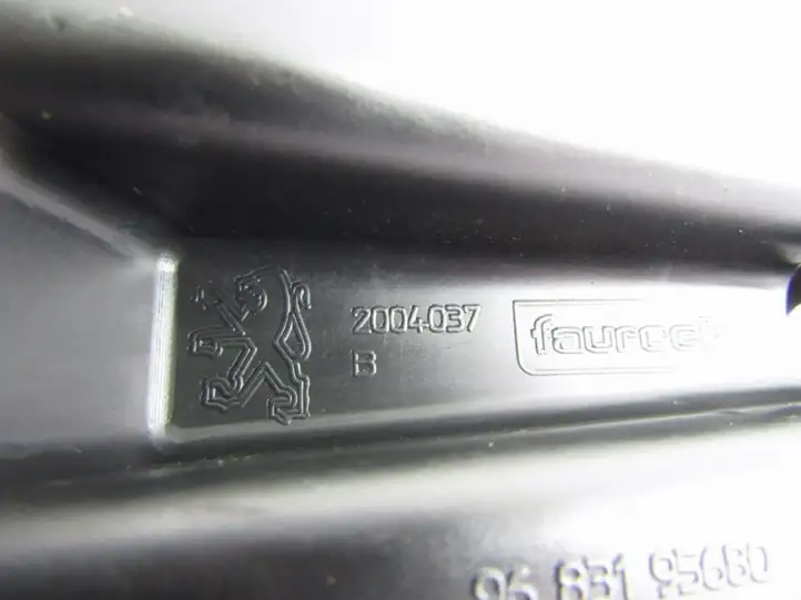 Peugeot 3008 I (2008 - 2015) Кронштейн заднего бампера — фото 5
