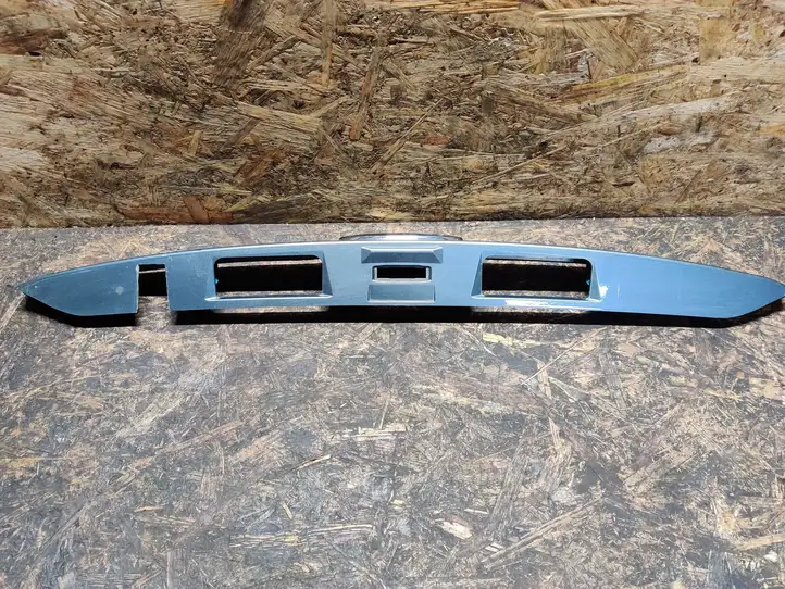 Subaru XV I (2011 - 2018) C10010006 Подсветка номера — фото 2