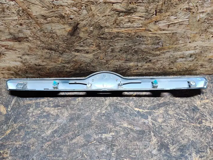 Subaru XV I (2011 - 2018) C10010006 Подсветка номера — фото 3