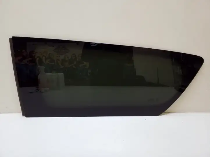 Chrysler Pacifica (2016 - ) P68238495AC Заднее боковое стекло — фото 1
