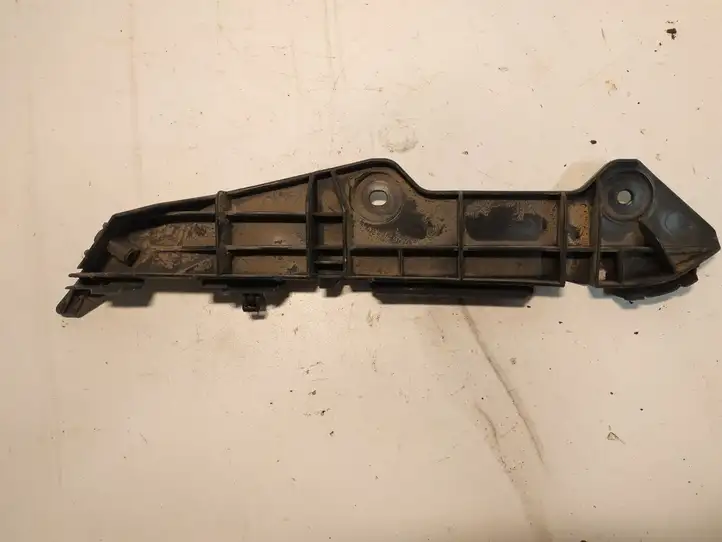 Toyota Corolla E120 E130 (2000 - 2004) 5257502040 Кронштейн заднего бампера — фото 1