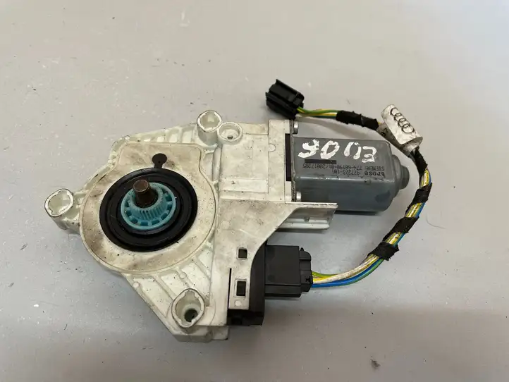Audi A6 S6 C6 4F (2004 - 2008) 4F0959801D Стеклоподъемник задней двери — фото 2