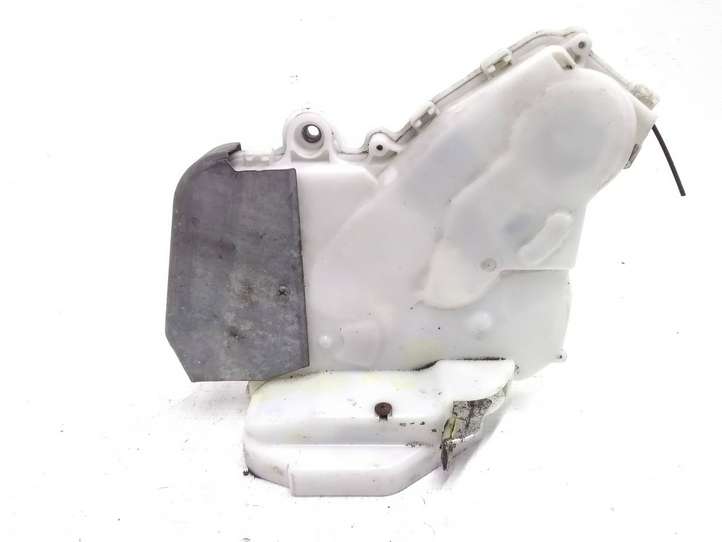 Honda CR-V (2009 - 2012)  72611SWAE1 Замок задней двери