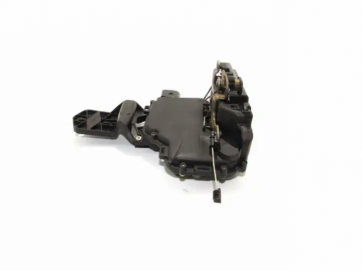 Volkswagen PASSAT B5.5 (2001 - 2005) Замок передней двери — фото 4