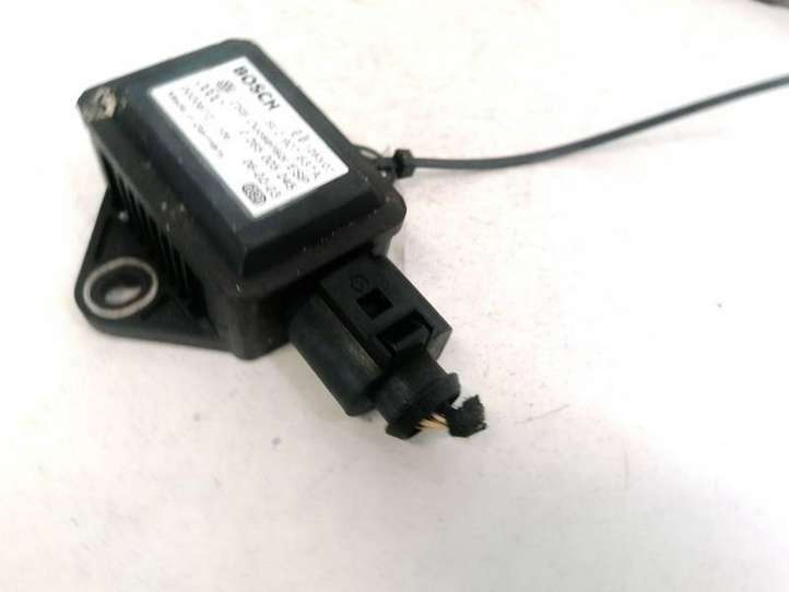 Audi A8 (2002 - 2005)  8E0907637A Датчик ESP (системы стабильности) (датчик курсовой устойчивости))