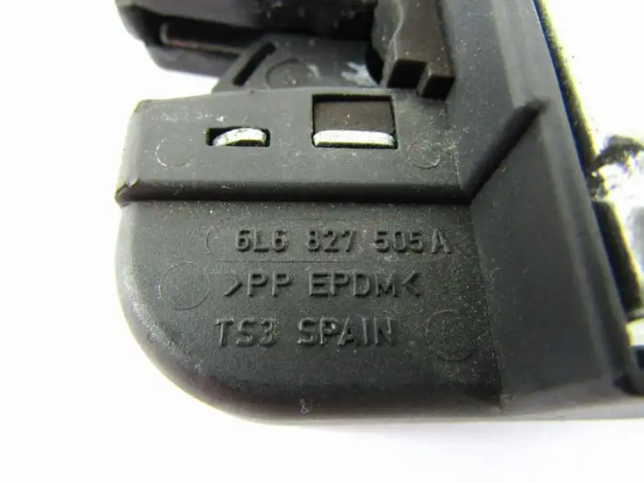 Seat Ibiza III (6L) (2002 - 2008) Замок крышки багажника — фото 1
