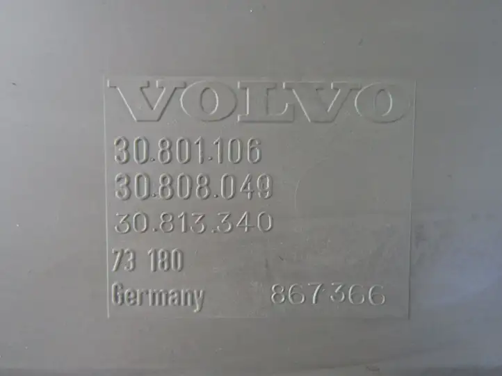 Volvo S40, V40 (2000 - 2004) Вещевой ящик — фото 6