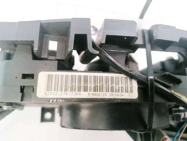 Renault Megane II (2002 - 2005)  820021376125 Комплект ручек