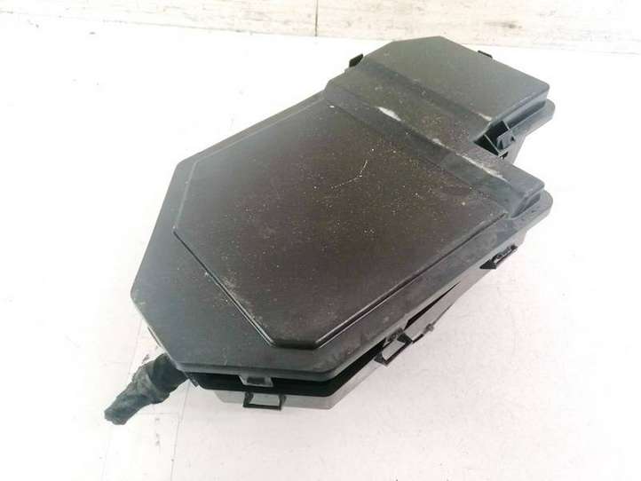 Audi A6 (2004 - 2008)  4F0035613 Другая внешняя деталь