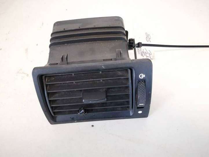 Ford Mondeo Mk III (2000 - 2007)  1s7ha018b09acw Центральный дефлектор