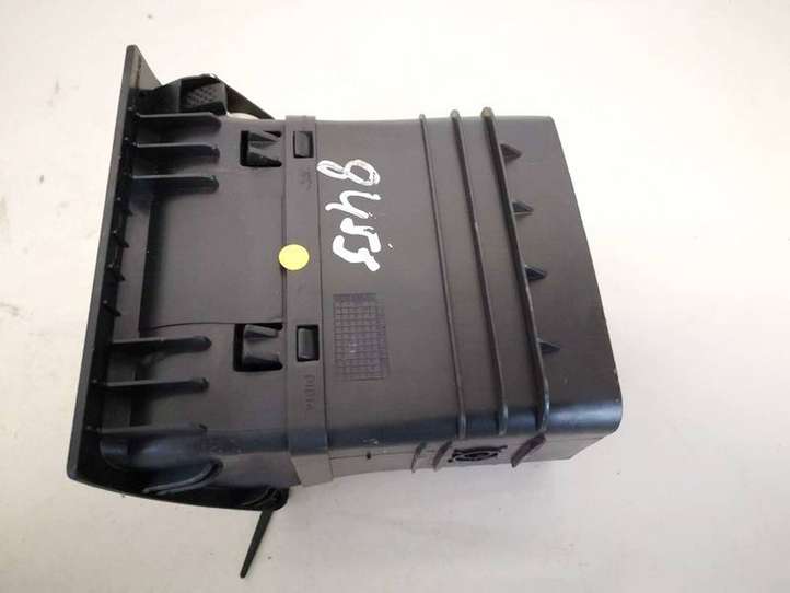 Ford Mondeo Mk III (2000 - 2007)  1s7ha018b09acw Центральный дефлектор