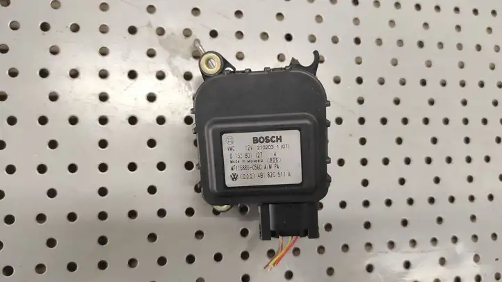 Audi A6 S6 C5 4B (2001 - 2004) 0132801127 Двигатель задвижки потока воздуха — фото 1