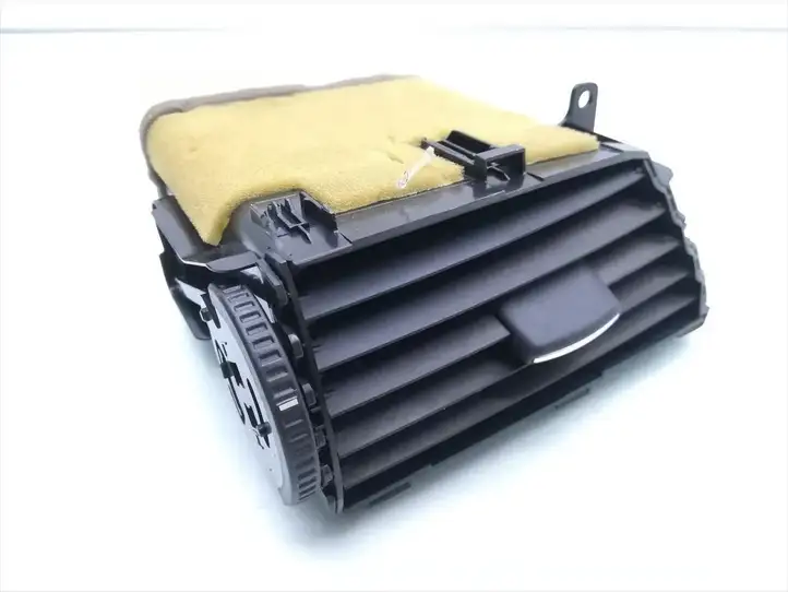 Volvo V50 (2004 - 2008) GHR1-GM910 Боковой воздушный дефлектор — фото 1