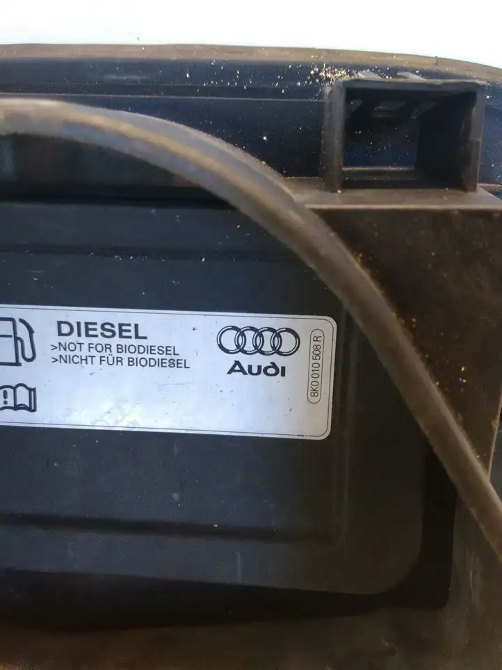 Audi A4 S4 B8 8K (2007 - 2011) 8K0809999B Крышка топливного бака — фото 5