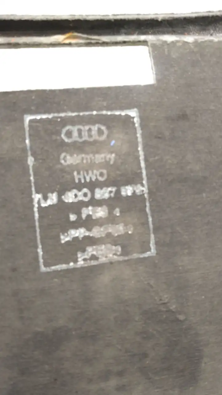 Audi A8 S8 D2 4D (1999 - 2002) Обшивка багажника — фото 2