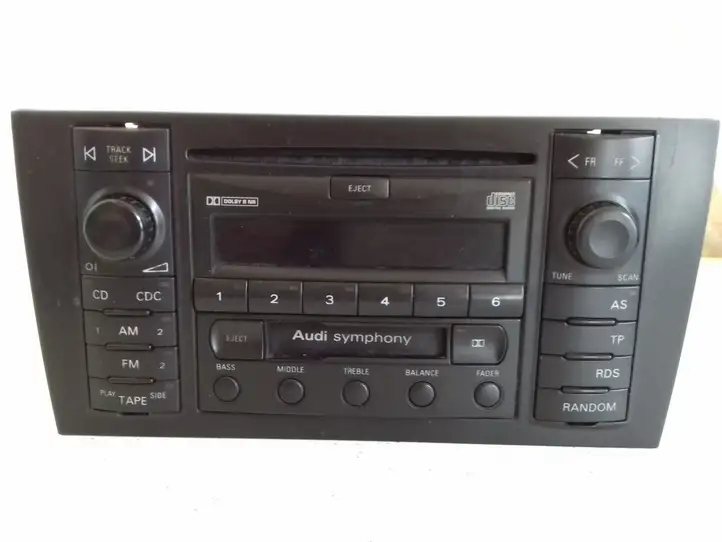 Audi A6 S6 C5 4B (1997 - 2001) 4B0035195 Магнитола / мультимедийная система — фото 1