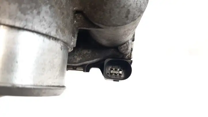Volkswagen PASSAT B5.5 (2001 - 2005) 0280750009 Дроссельная заслонка — фото 4