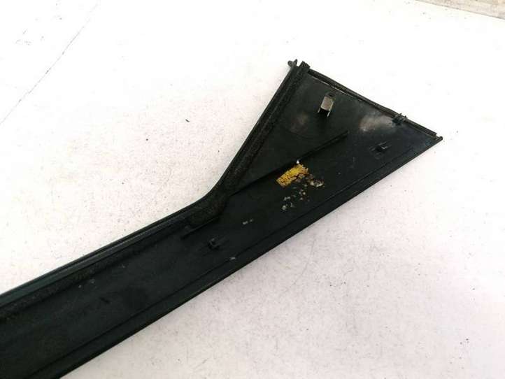 Honda FR-V (2004 - 2009)  727616DAE0G Облицовка стекла задней двери