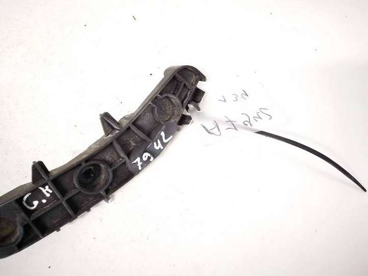 Toyota Avensis T270 (2009 - 2012)  5257805010  Держатель заднего бампера (кронштейн)