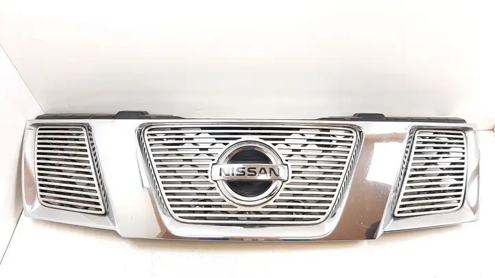 Nissan Navara D40 (2004 - 2015) Передняя решетка — фото 1