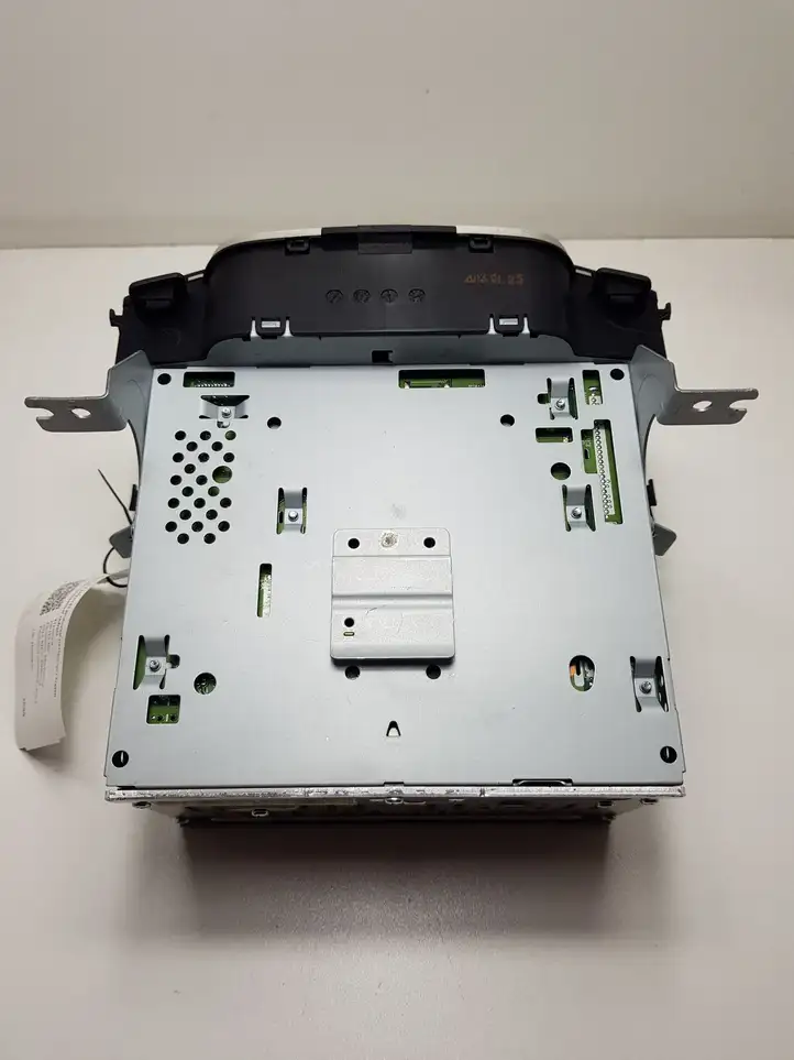Hyundai i30 (2012 - 2015) 96170A6210GU Магнитола / мультимедийная система — фото 4
