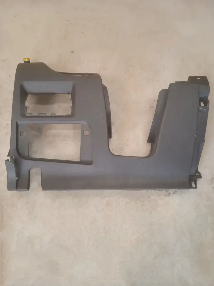 Renault Kangoo II (2008 - 2014) 681060203R Нижняя отделка панели приборов — фото 2
