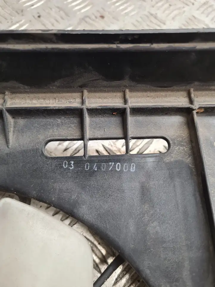 Toyota Avensis T250 (2006 - 2009) 030407000 Электровентилятор радиатора — фото 2