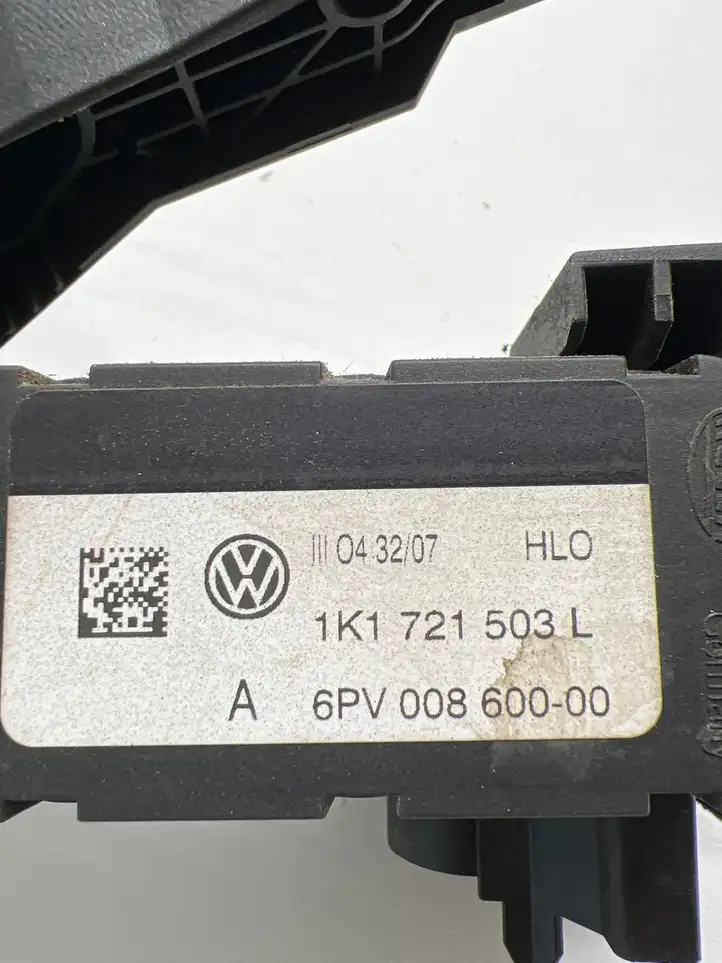 Volkswagen PASSAT B6 (2005 - 2010) 1K1721503L Педаль акселератора — фото 2