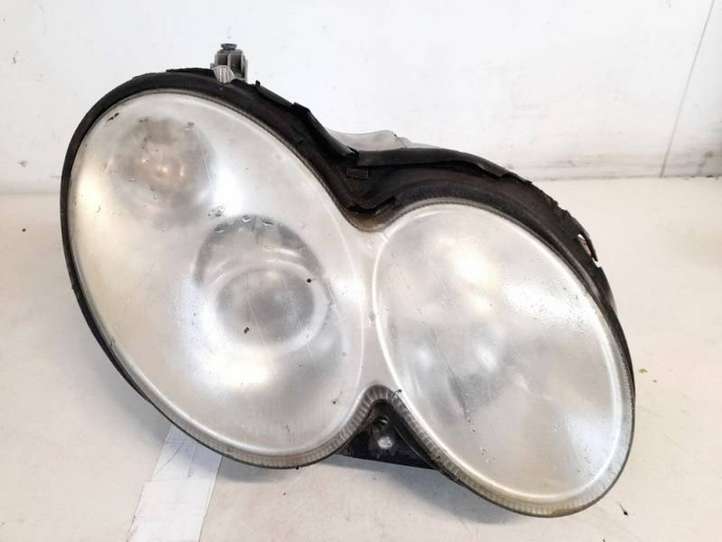 Mercedes-Benz CLK A209,C209 (2002 - 2009)  15273700 Передняя фара