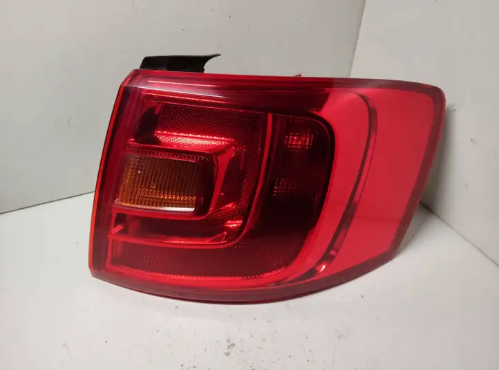 Volkswagen Jetta VI (2011 - 2018) 5C6945096 Задний фонарь в кузове — фото 1