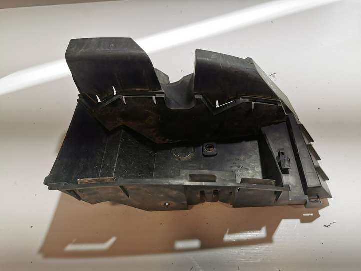 Volvo XC90 (2002 - 2006)  30678277  Держатель заднего бампера (кронштейн)
