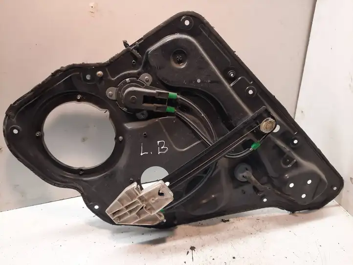 Seat Leon (1M) (1998 - 2006) 1m0839755A Механический стеклоподъемник задней двери — фото 3