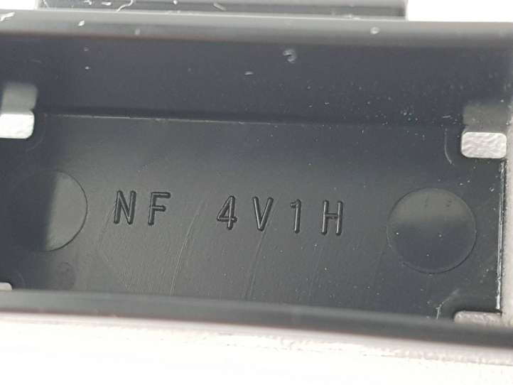 Honda HR-V (2015 - 2020)  NF4V1H  Держатель заднего бампера (кронштейн)