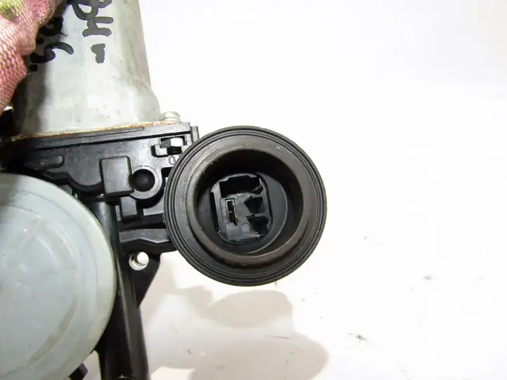Toyota RAV 4 (XA20) (2000 - 2005) Стеклоподъемник задней двери — фото 3